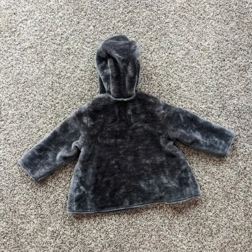 Zara Baby Girl Faux Fur Coat Size 9-12 Months Gray
